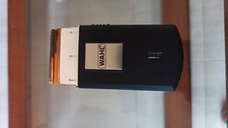 Afeitadora eléctrica de viaje.