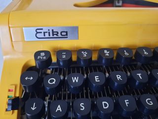Maquina de escribir vintage