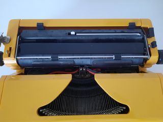 Maquina de escribir vintage
