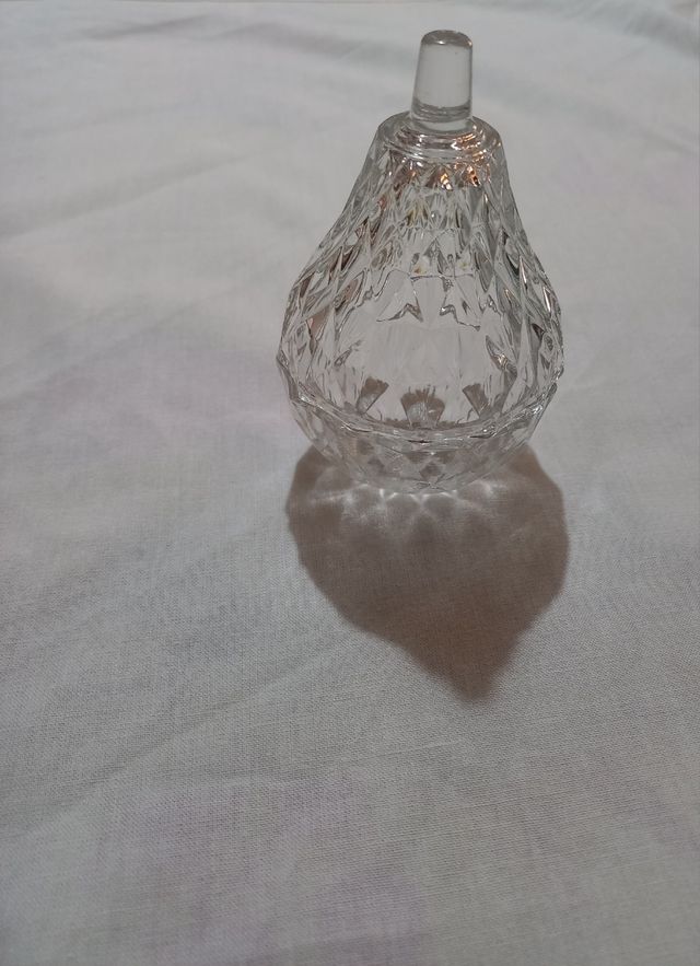 Pera de cristal hueca