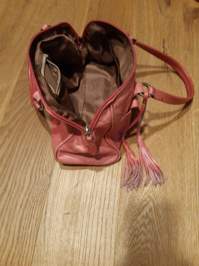 bolso piel rosa estilo Barbie
