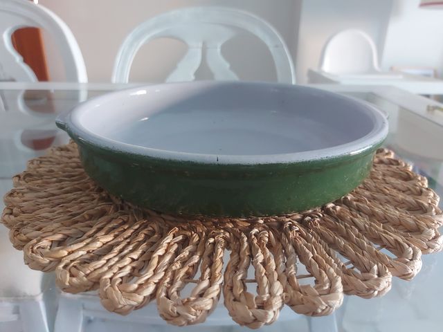 Vaso rotondo in terracotta con manici