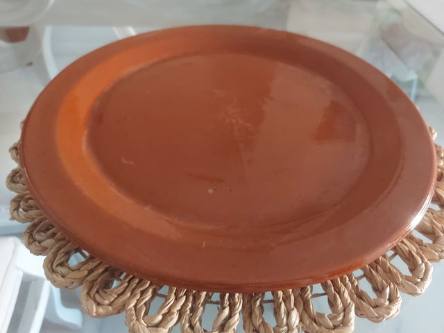 Piatto in argilla