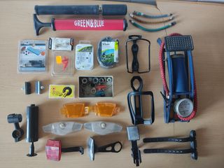 Lote piezas accesorios diversos para bicicletas