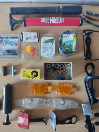Lote piezas accesorios diversos para bicicletas