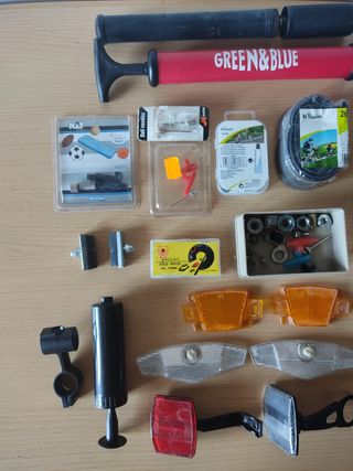 Lote piezas accesorios diversos para bicicletas