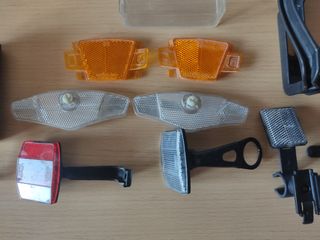 Lote piezas accesorios diversos para bicicletas