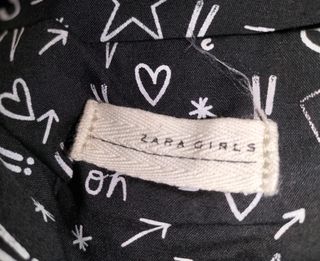 MOCHILA NEGRA DE POLI PIEL