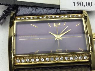 Reloj de mujer nuevo ARMAND BASI