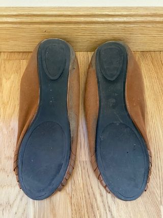 Bailarinas marrones con detalle en la punta
