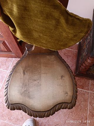 Arca cofre y sillas vestibulo