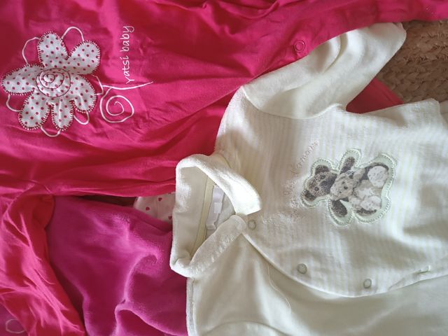 Lote de 6 pijamitas de 6 a 9 o 12 meses