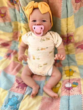 bebe reborn niña simpatica