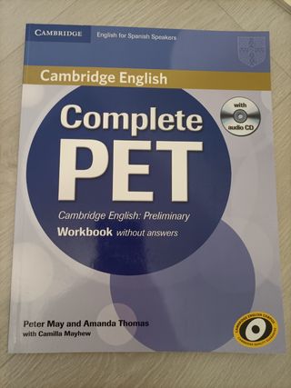 Libro de inglés Complete PET workbook