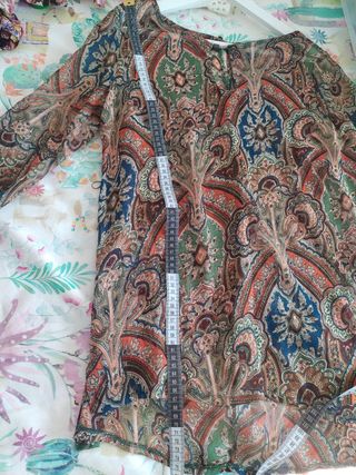 Blusa semi transparente