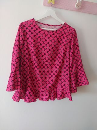 Blusa con volantes