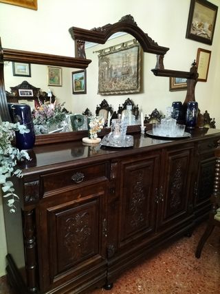 SALÓN COMEDOR MADERA TALLADA COMPLETO