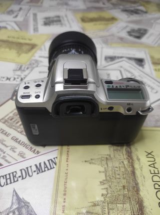 CAMARA DE FOTOS PENTAX MZ-60 nueva sin estrenar