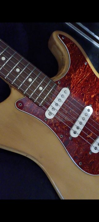 FENDER STRATOCASTER USA O CAMBIO