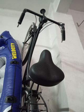 Bicicleta antigua holandesa
