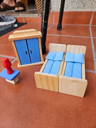 Casa muñecas de madera