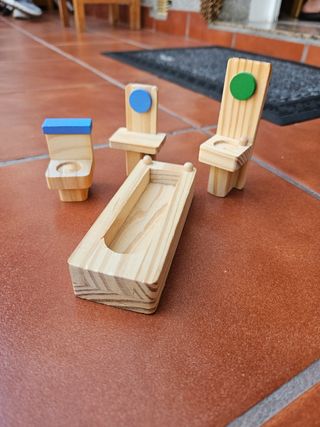 Casa muñecas de madera