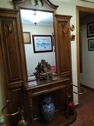 Mueble recibidor y paragüero