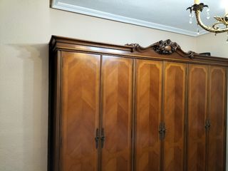 Dormitorio de matrimonio de marquetería