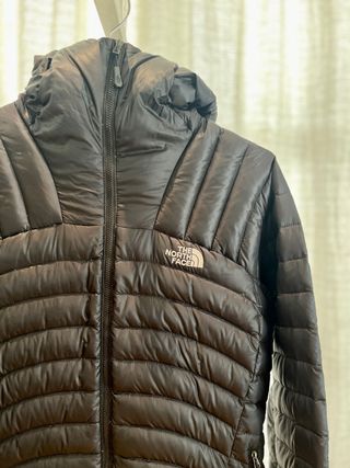 chaqueta capucha negra the north face T.S