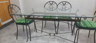 Mesa cocina cristal y sillas a juego