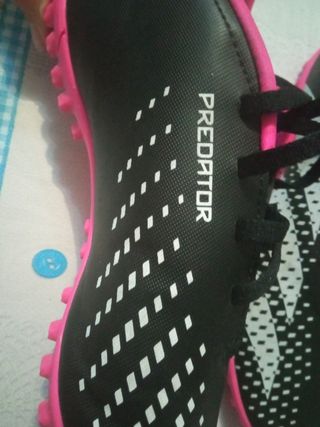 Botas predator  de semitaco
