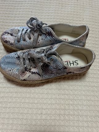 zapatillas piel sintetica,suelo esparto