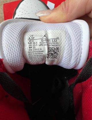 Nike Jordan Mid