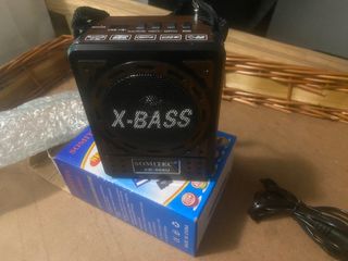 Radio multiusos.