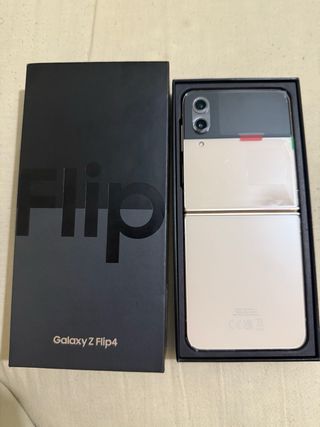 Samsung galaxy Z flip 4 dorado 128 Gb buen estado