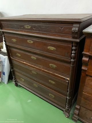 N1156 Cómoda antigua para restaurar.