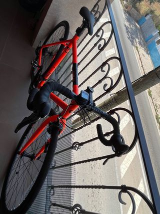 Bicicleta de paseo FIXIE INC. FLOATER RACE 8V