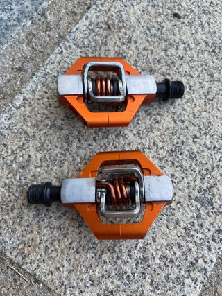 Pedales automáticos