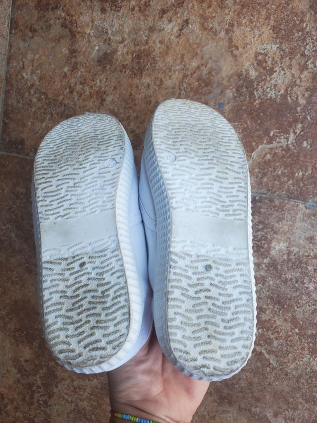 Zapatillas blancas victoria