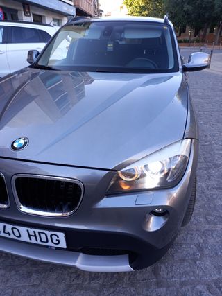 BMW X1 2011