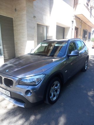 BMW X1 2011