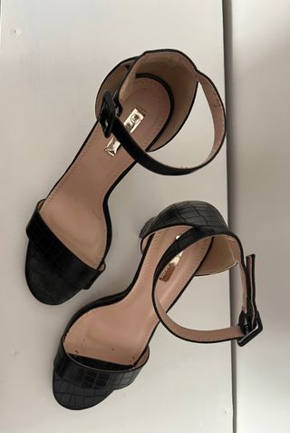 Sandialas tacon ancho 39