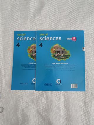 Social Sciences 4 de primaria . Oxford