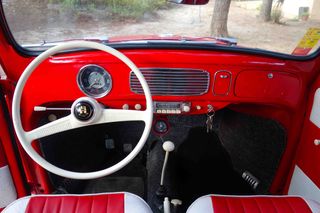 Volkswagen Beetle (Escarabajo) OVAL de 1957.