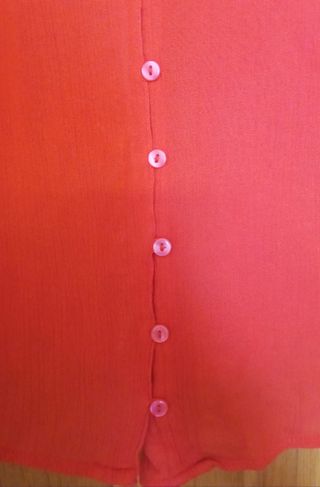 Blusa roja de Stradivarius