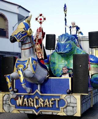 FABRICACIÓN, VENTA Y ALQUILER FIGURAS CARROZAS