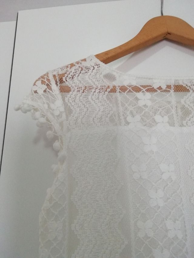 Precioso vestido de encaje