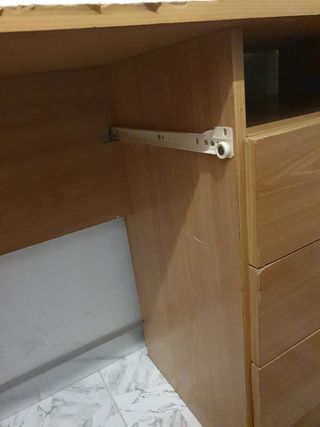 Escritorio  mesa  madera,algo algo desgastada