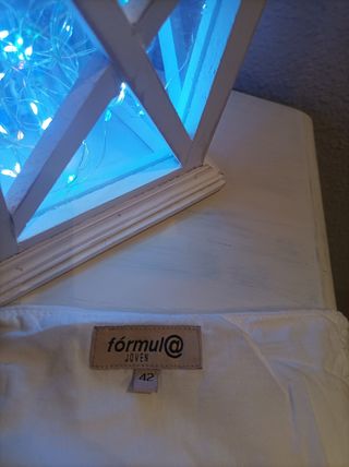 Falda blanca bordada tipo ibicenca adlib