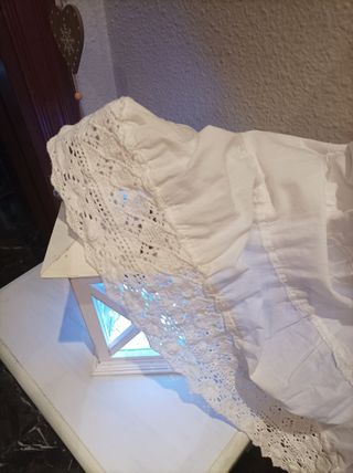 Falda blanca bordada tipo ibicenca adlib